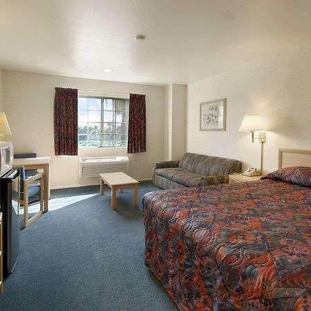 Days Inn By Wyndham Riverside Tyler Mall Camera foto